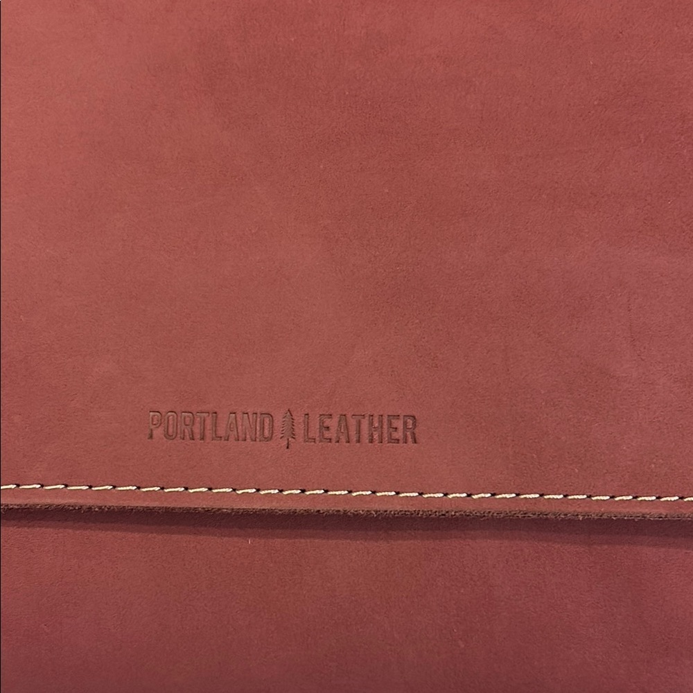 PORTLAND LEATHER Women's Wine Colored Crossbody Bag - Picture 3 of 11
